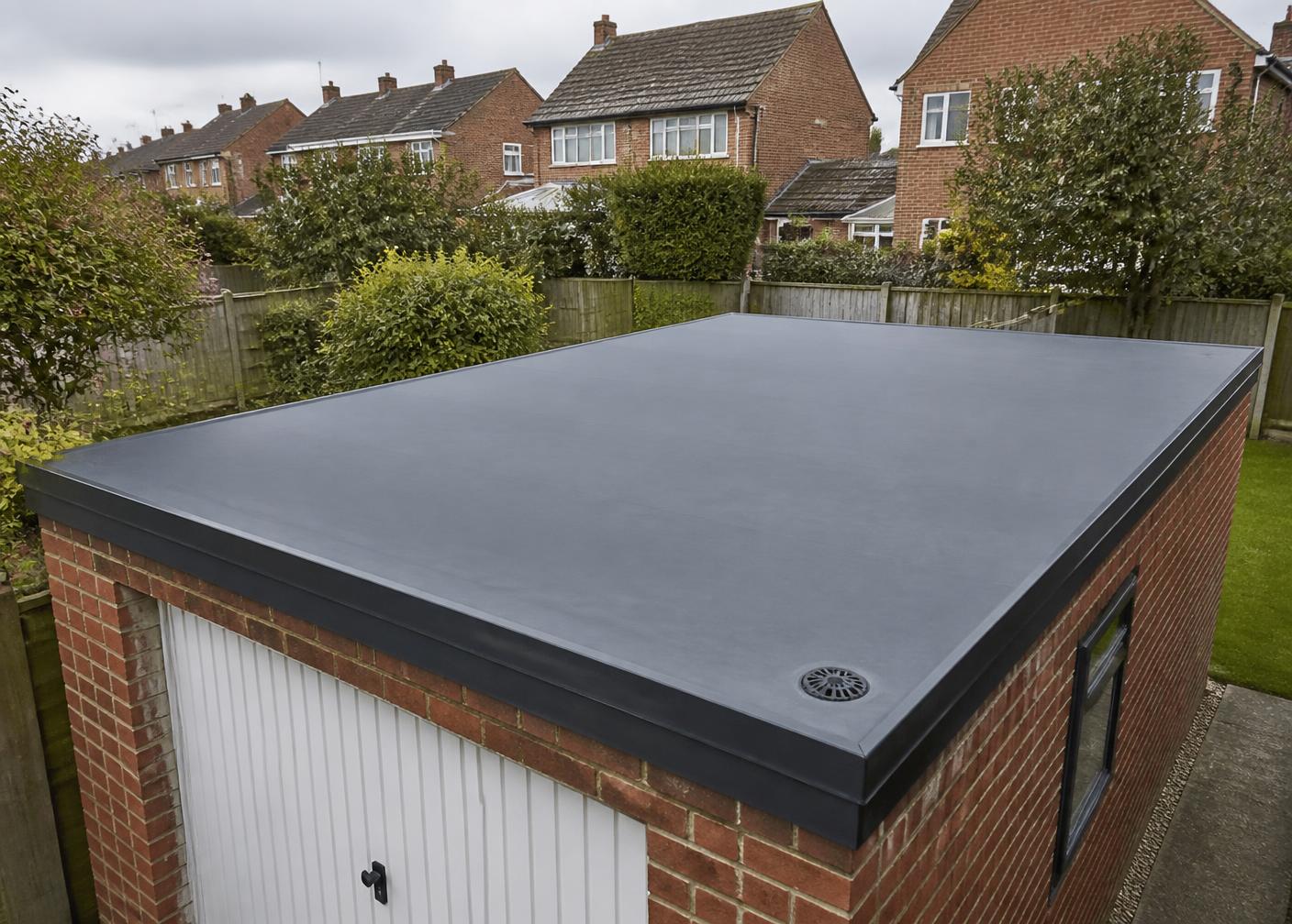 Garage flat roof in EPDM